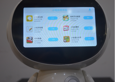 小哈智能教育机器人评测:有温度的AI亲子产品